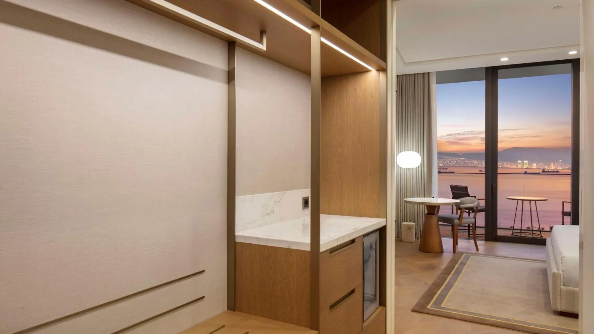Hotel Hyatt Regency Izmir Istinyepark 5*,  Türkei