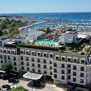 Hotel Wyndham Grand Kalamis Marina *****